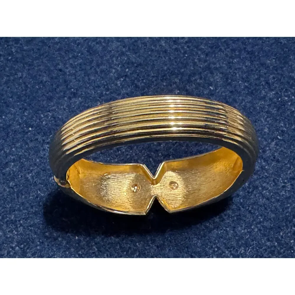 Vintage Gold Tone Hinged Bracelet Panther on Ends 6.75in